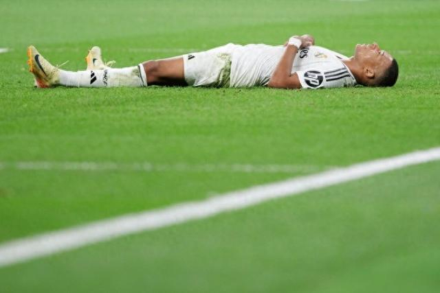 英超战报：利物浦2-1逆转热刺,