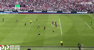 亚冠焦点战！布里兰死磕江原FC，8球神锋主导主场生死局