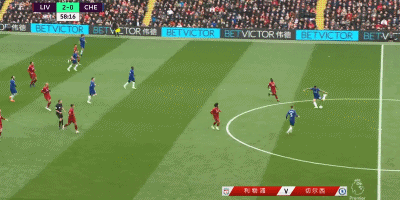 记者：上海申花5名外援以及谢鹏飞和戴伟浚随队出征亚冠客场